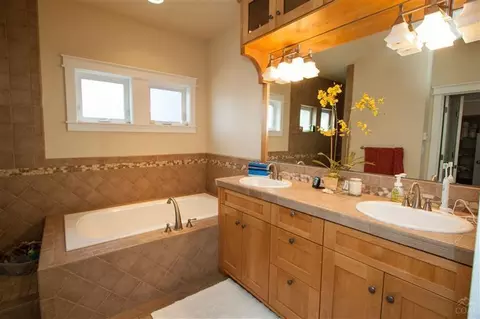 2185 NW High Lakes Loop, Bend, OR 97701 photo 17