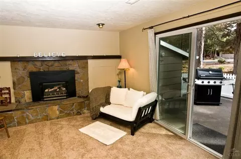 20379 Illahee Dr, Bend, OR 97702 photo 5