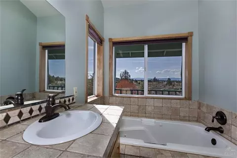 22555 Mcardle Rd, Bend, OR 97702 photo 12