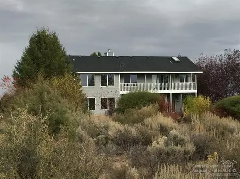 22555 Mcardle Rd, Bend, OR 97702 photo 3