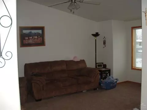 545 E D St, Culver, OR 97734 photo 2
