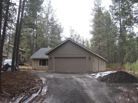 19209 Apache Rd, Bend, OR 97702 photo 1