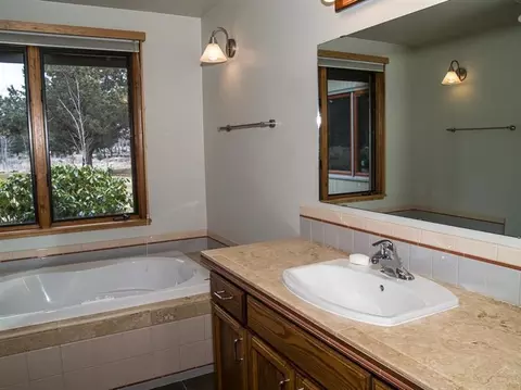 22070 Quebec Dr, Bend, OR 97702 photo 12