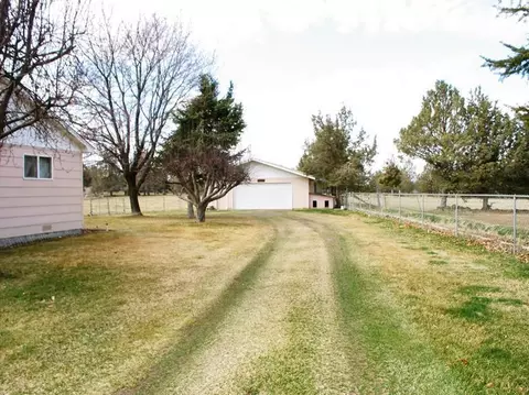 62545 Erickson Rd, Bend, OR 97701 photo 9