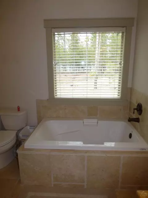 17472 Killdeer Dr, Bend, OR 97707 photo 8