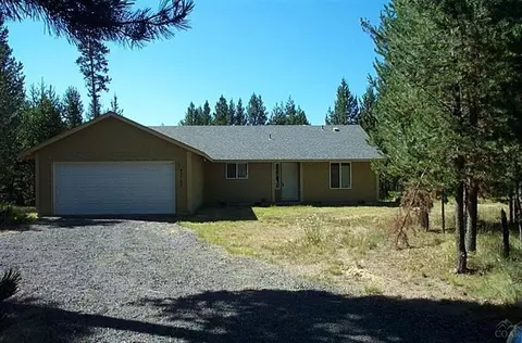 53762 Bridge Dr, La Pine, OR 97739 photo 2