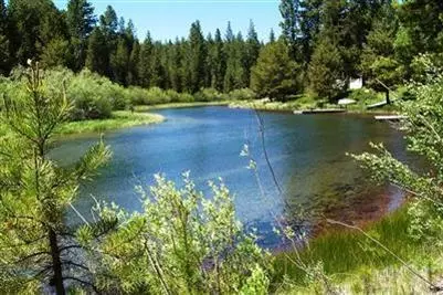 17074 Cooper Dr, Bend, OR 97707 photo 3