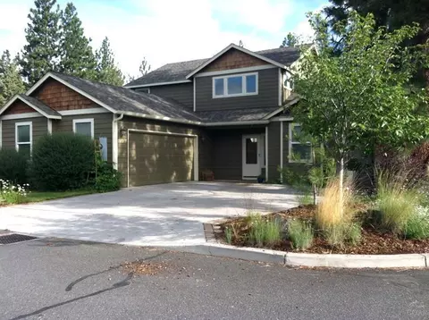19517 Fishhawk Loop, Bend, OR 97702 photo 1