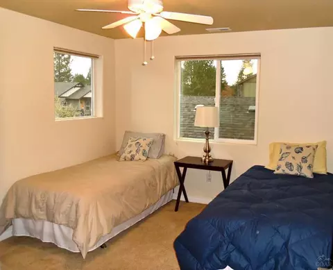 19517 Fishhawk Loop, Bend, OR 97702 photo 16