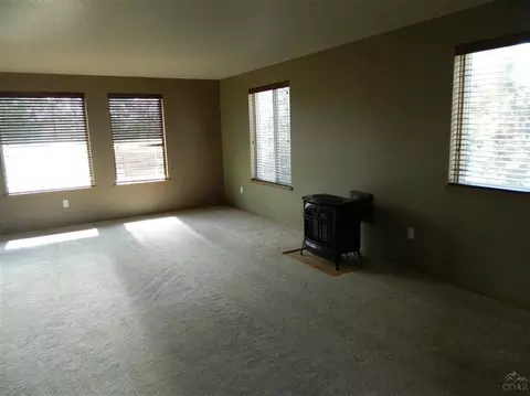 63353 Brody Ln, Bend, OR 97701 photo 3