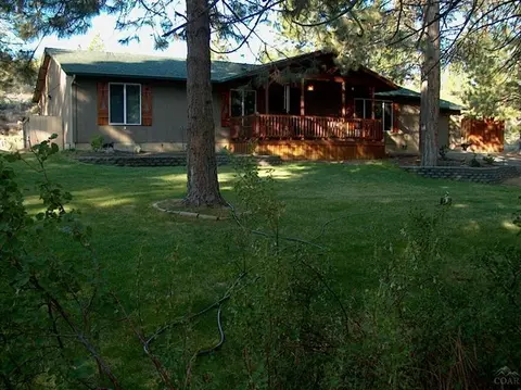 19111 Shoshone, Bend, OR 97702 photo 1