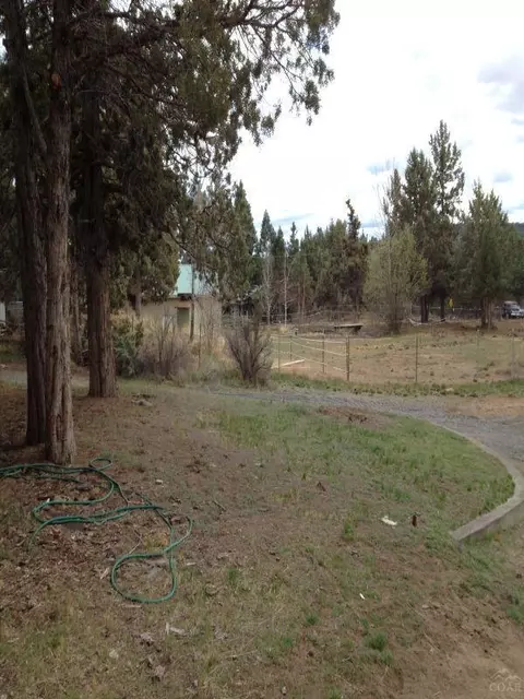 63761 Scenic Dr, Bend, OR 97701 photo 4