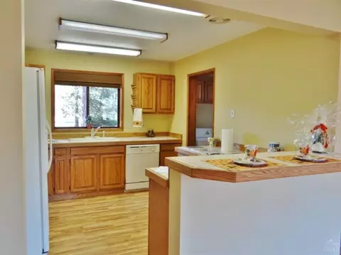 56176 Stellar Dr, Bend, OR 97707 photo 5