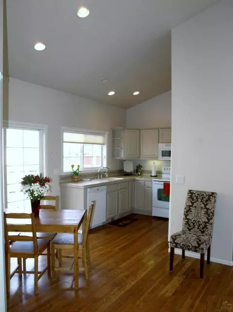 3327 NE Cruise Loop, Bend, OR 97701 photo 5