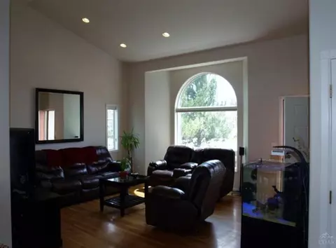 3327 NE Cruise Loop, Bend, OR 97701 photo 6