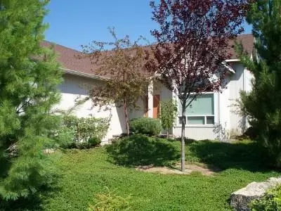 3327 NE Cruise Loop, Bend, OR 97701 photo 2