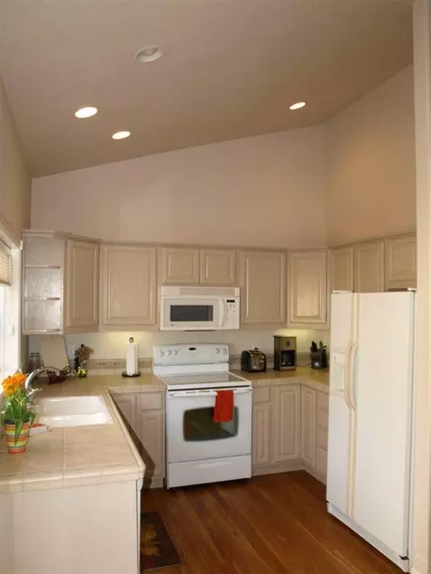 3327 NE Cruise Loop, Bend, OR 97701 photo 9