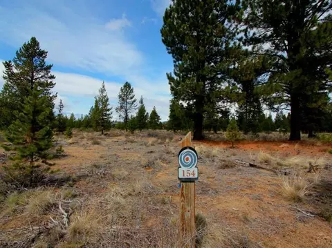 56586 Sunstone Loop, Bend, OR 97707 photo 4