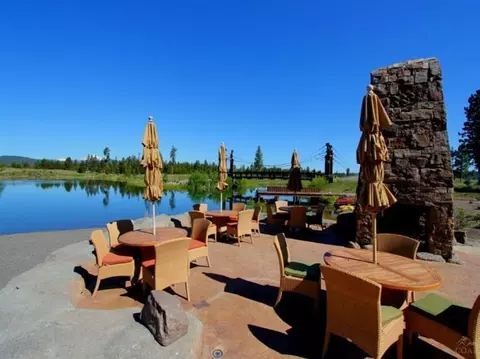 56586 Sunstone Loop, Bend, OR 97707 photo 18