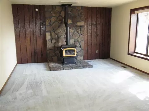 1684 NE Carson Way, Bend, OR 97701 photo 3