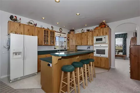 26345 Horsell Rd, Bend, OR 97701 photo 3