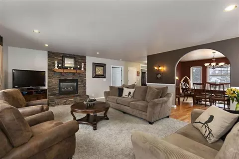 4010 NW Northcliff, Bend, OR 97701 photo 2