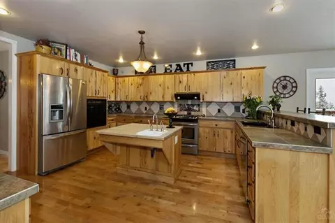 4010 NW Northcliff, Bend, OR 97701 photo 4