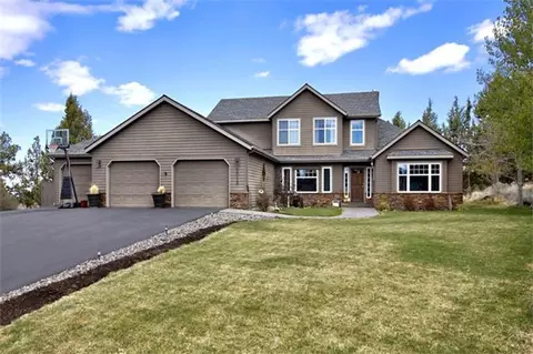 4010 NW Northcliff, Bend, OR 97701 photo 1