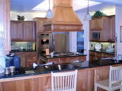 2810 NW Windham Loop, Bend, OR 97701 photo 4