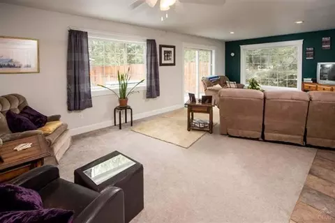 60795 Windsor Dr, Bend, OR 97702 photo 6