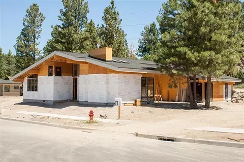 2338 NW Floyd Ln, Bend, OR 97701 photo 1