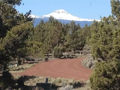 64805 Grande Loop, Bend, OR 97701 photo 5