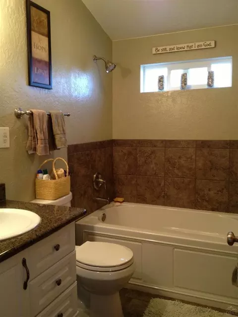 64805 Grande Loop, Bend, OR 97701 photo 12