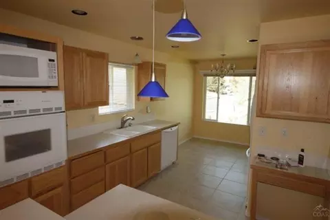 2610 NE Moonlight, Bend, OR 97701 photo 5