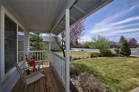 62630 Larkview Rd, Bend, OR 97701 photo 2