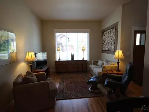 61054 Chamomile Pl, Bend, OR 97702 photo 3