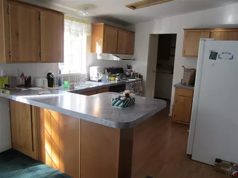 17635 Cosset Loop, La Pine, OR 97739 photo 9