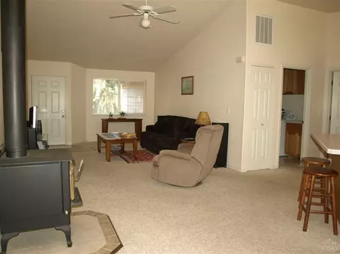 20733 NE Gallop Rd, Bend, OR 97701 photo 12