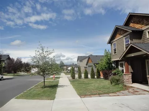 20712 NE Barton Crossing Way, Bend, OR 97701 photo 3