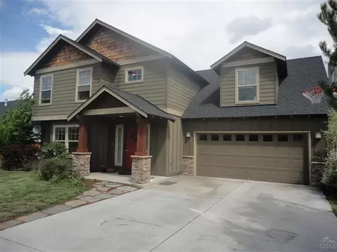 20712 NE Barton Crossing Way, Bend, OR 97701 photo 2