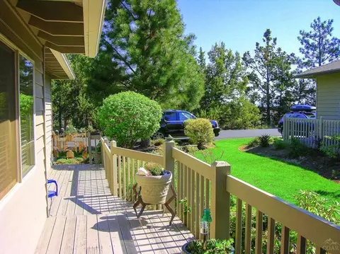 3019 NW Golf View Dr, Bend, OR 97701 photo 23