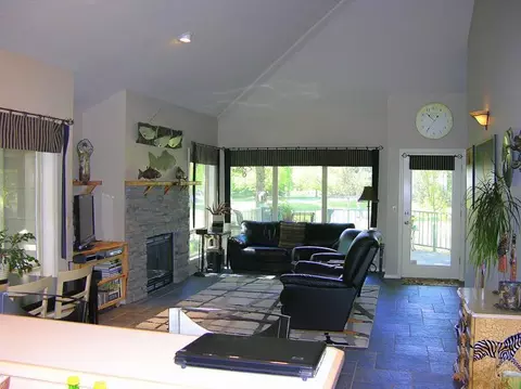 3019 NW Golf View Dr, Bend, OR 97701 photo 11