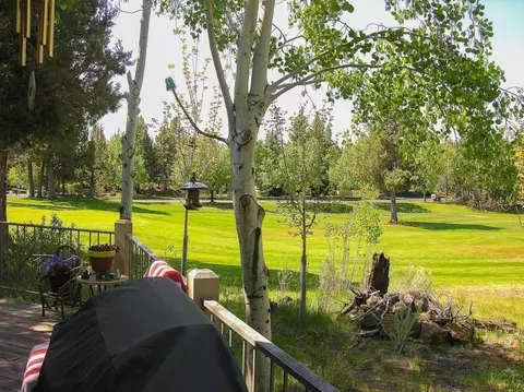 3019 NW Golf View Dr, Bend, OR 97701 photo 22