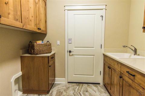 19170 NW Chiloquin Dr, Bend, OR 97701 photo 22