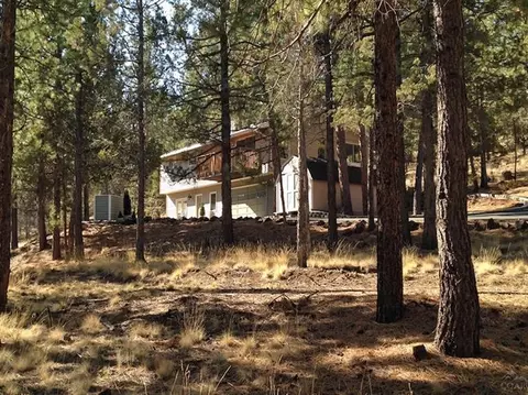 19165 Doe Ln, Bend, OR 97701 photo 1