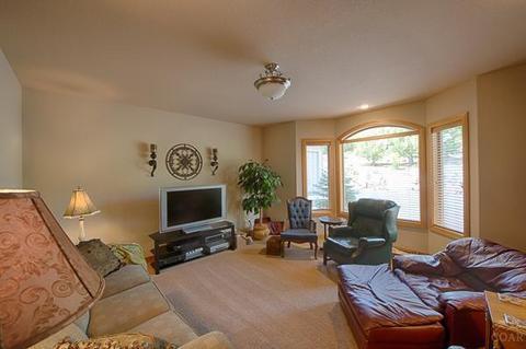 768 Stonepine Dr, Bend, OR 97701 photo 9