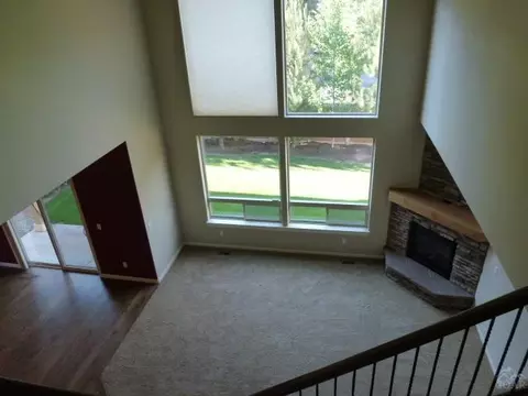 20544 Jacklight Ln, Bend, OR 97702 photo 2