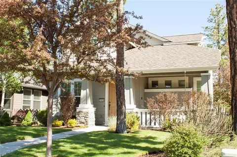 19436 Blue Lake Loop, Bend, OR 97702 photo 2