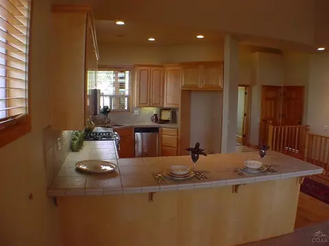 156 NW Phils Loop, Bend, OR 97701 photo 5