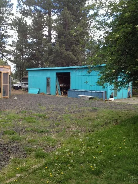 19614 Apache Rd, Bend, OR 97702 photo 9
